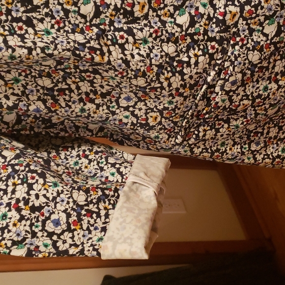 Navy Flowered Blazer - Picture 4 of 5